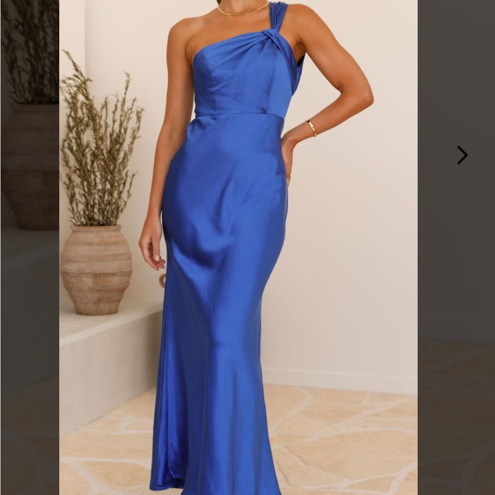 Elegant Blue One-Shoulder Dress